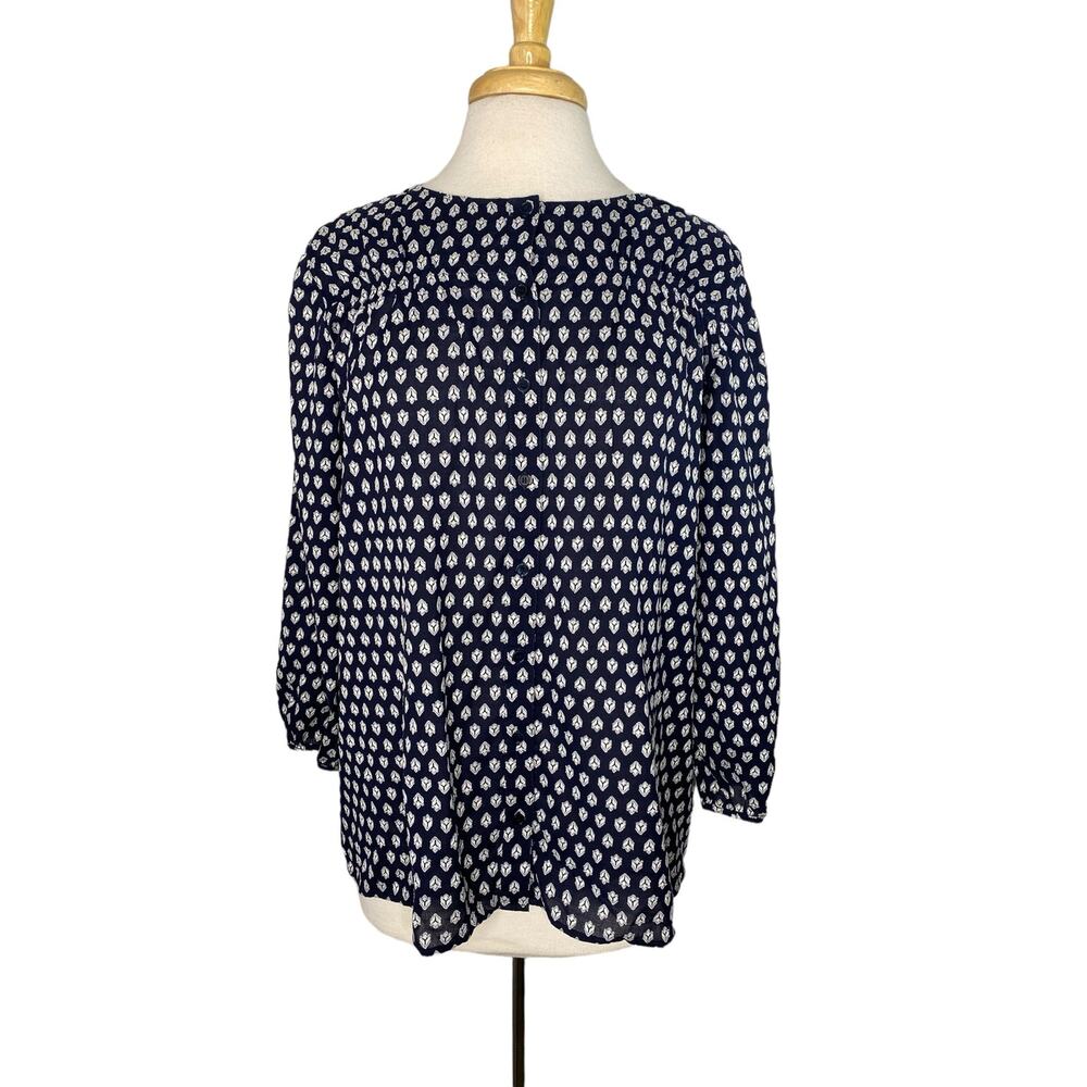 TALBOTS Blue White Geometric Embroidered Woven Cotton Button Up Blouse Medium